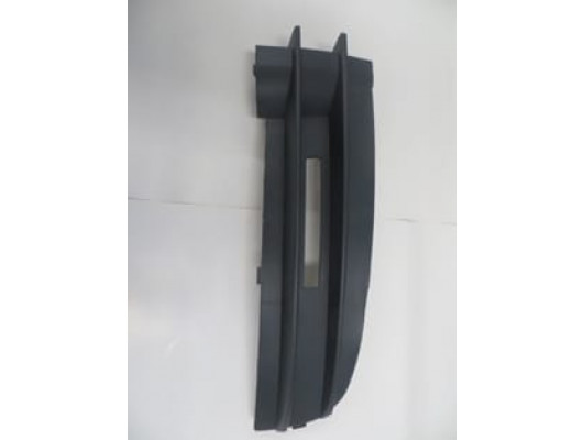 VOLKSWAGEN CADDY- 04/10; SİS LAMBA KAPAĞI SAĞ SİS DELİKSİZ