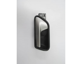 VOLKSWAGEN CADDY- 11/15; ÖN KAPI İÇ AÇMA KOLU SOL SİYAH (ELCEĞİ GÜMÜŞ GRİ) (HUSHAN)