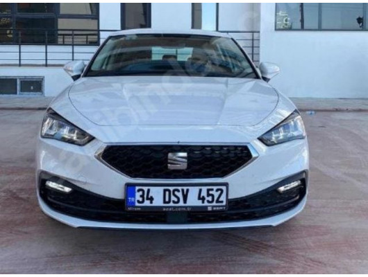SEAT LEON- 21/25; ARAÇ BİLGİLERİ VE RESİMLERİ