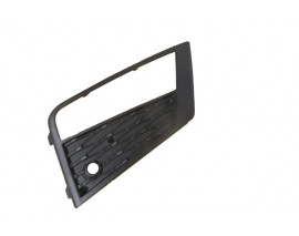 SEAT ATECA- 17/20; SİS LAMBA KAPAĞI SAĞ SİS DELİKLİ/SENSÖR DELİKLİ (TYG)