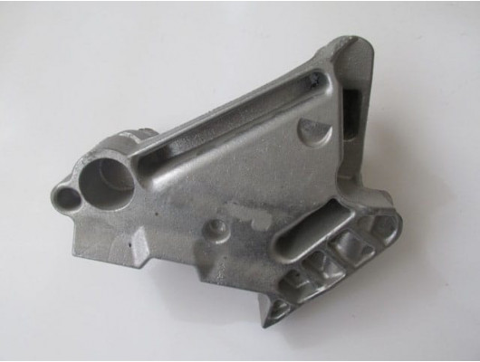 AUDI A3- SD/HB/SB- 12/16; MOTOR BAĞLANTI BRAKETİ 2.0 TDI (TAKOZ) (ALÜMİNYUM)