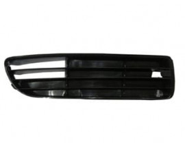 AUDI A4- 95/99; SİS LAMBA KAPAĞI SAĞ SİS DELİKSİZ (TYG)