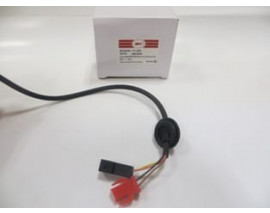 AUDI A4- 95/99; ABS SENSÖRÜ ÖN SAĞ/SOL AYNI (ADET) (2+2 FİŞ) (1,6/1,8/1,9 TDI/2,4/2,6/2,5 TDI) (