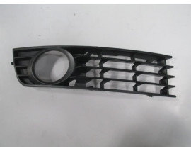 AUDI A4- 02/05; SİS LAMBA KAPAĞI SAĞ SİS DELİKLİ (TW)