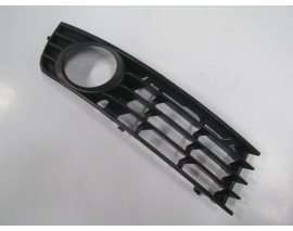 AUDI A4- 02/05; SİS LAMBA KAPAĞI SAĞ SİS DELİKLİ (TW)