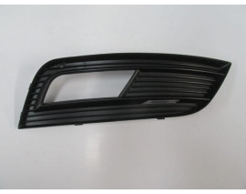 AUDI A4- 13/15; SİS LAMBA KAPAĞI SAĞ SİS DELİKLİ (NİKELAJ ÇITASIZ) (TW)