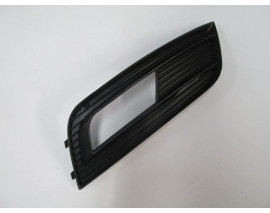 AUDI A4- 13/15; SİS LAMBA KAPAĞI SAĞ SİS DELİKLİ (NİKELAJ ÇITASIZ) (TW)