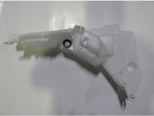 AUDI A6- 09/11; ÖN CAM SU BİDONU/DEPOSU (TW)