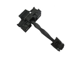 SKODA SCALA- 20/24; ARKA KAPI DURDURUCUSU SAĞ/SOL AYNI (ADET) (KAPI GERGİSİ)