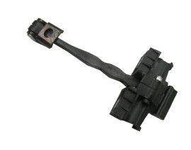 SKODA KAROQ- 22/24; ARKA KAPI DURDURUCUSU SAĞ/SOL AYNI (ADET) (KAPI GERGİSİ)