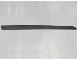 SKODA FABIA- 07/15; ÖN KAPI BANDI SAĞ SİYAH/YAPIŞTIRMALI (BFN)