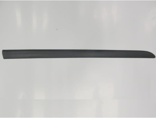 SKODA FABIA- 07/15; ÖN KAPI BANDI SAĞ SİYAH/YAPIŞTIRMALI (BFN)