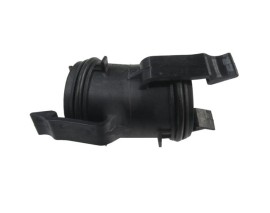 SKODA FABIA- 19/21; TURBO HORTUMU ARA BORUSU (HORTUM TUTUCU) (TSI) (PLASTİK)