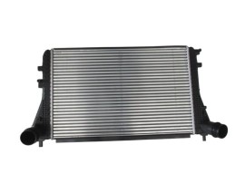 SKODA SUPERB- 09/12; TURBO SOĞUTMA RADYATÖRÜ 1.6/2.0 TDI (İNTERCOOLER) (BRAZİNG)(617X398X32)ORİS