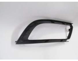 SKODA SUPERB- 13/15; SİS LAMBA ÇERÇEVESİ SAĞ (TW-Y)