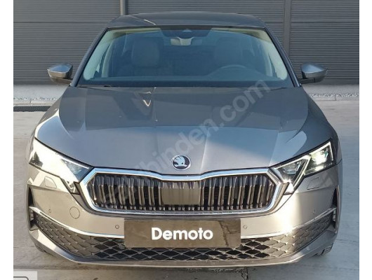 SKODA OCTAVIA- 24/26; ARAÇ BİLGİLERİ VE RESİMLERİ