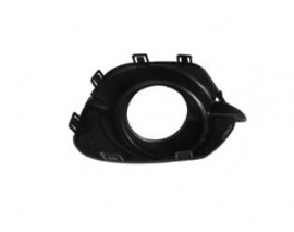 MITSUBISHI L200- PICK UP- 14/15; SİS LAMBA KAPAĞI SAĞ SİS DELİKLİ SİYAH (FPI)