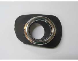 MITSUBISHI L200- PICK UP- 10/13; SİS LAMBA KAPAĞI SAĞ SİS DELİKLİ (ÜST ÇERÇEVESİ NİKELAJLI) (FPI)