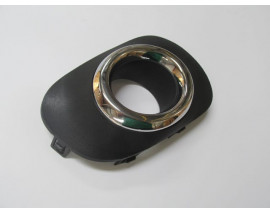 MITSUBISHI L200- PICK UP- 10/13; SİS LAMBA KAPAĞI SAĞ SİS DELİKLİ (ÜST ÇERÇEVESİ NİKELAJLI) (FPI)