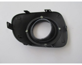 MITSUBISHI L200- PICK UP- 10/13; SİS LAMBA KAPAĞI SOL SİS DELİKLİ (ÜST ÇERÇEVESİ GRİ) (FPI)