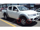 MITSUBISHI L200- PICK UP- 10/15; ÖN ÇAMURLUK AĞZI PLASTİĞİ SAĞ (DODİK) 4X2