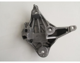 RENAULT CLIO- 2- HB- 98/01; MOTOR ÜST BAĞLANTI KULAĞI (TAKOZ) (ALÜMİNYUM)