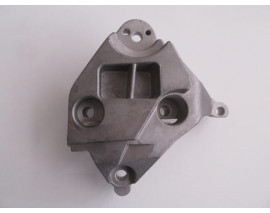 RENAULT CLIO- 2- SD/HB- 02/08; MOTOR ÜST BAĞLANTI KULAĞI (TAKOZ) (ALÜMİNYUM)