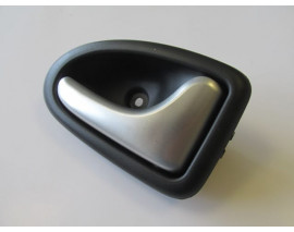 RENAULT MEGANE- 1- 98/99; ÖN KAPI İÇ AÇMA KOLU SAĞ ELCEĞİ GÜMÜŞ GRİ