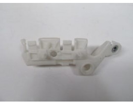 RENAULT MEGANE- 3- HB- 14/15; ÖN TAMPON BAĞLANTI BRAKETİ SOL (YAN KULAĞA BAĞLANAN) (TW)