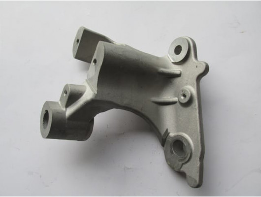 RENAULT MEGANE- 4- SD/HB- 16/20; MOTOR BEŞİĞİ BAĞLANTI AYAĞI SAĞ (BEŞİK DARBE EMİCİ) (ALÜMİNYUM)