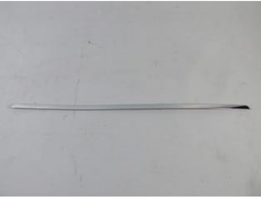 RENAULT FLUENCE- 09/12; BAGAJ ÜST ÇITASI NİKELAJLI YAPIŞTIMALI