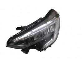 RENAULT CLIO- 5- HB- 20/23; FAR LAMBASI SOL ELEKTRİKLİ/MOTORLU/BEYİNLİ (SİYAH ÇITALI) (E MARKLI)