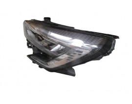 RENAULT CLIO- 5- HB- 20/23; FAR LAMBASI SOL ELEKTRİKLİ/MOTORLU/BEYİNLİ (SİYAH ÇITALI) (E MARKLI)