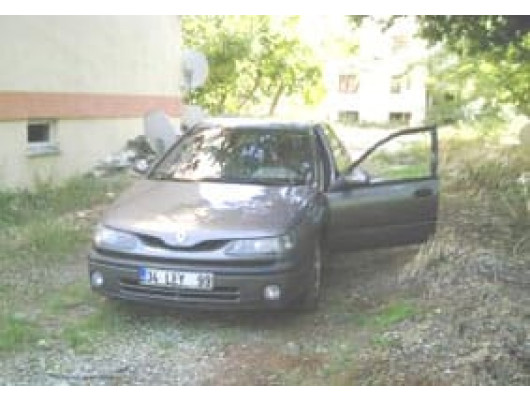 RENAULT LAGUNA- 99/01; ARAÇ BİLGİLERİ VE RESİMLERİ