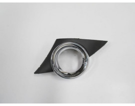 PEUGEOT 207- 06/09; SİS LAMBA KAPAĞI SOL SİYAH SİS DELİKLİ (SİS ÇERÇEVESİ NİKELAJLI)(SPORT TİPİ)