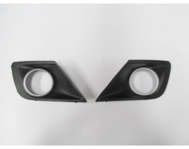 PEUGEOT 207- 09/12; SİS LAMBA KAPAĞI SAĞ/SOL SET (2 PARÇA) SİS DELİKLİ ÇERÇEVESİ GRİ