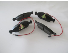 PEUGEOT 306- SD/HB- 97/00; ÖN FREN BALATASI (2 KABLOLU)(DİSK) (141,4X47,5X16/140,2X47,9X16) (BRA