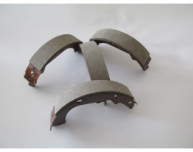 PEUGEOT 306- SD/HB- 00/01; ARKA FREN PABUCU (PALETSİZ)(114,3X41) (BRAMAX)