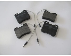 PEUGEOT 106- 91/96; ÖN FREN BALATASI (4 KABLOLU)(DİSK)(71,9X60,6X17) (BRAMAX)