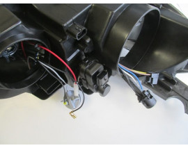 PEUGEOT 301- 13/16; FAR LAMBASI SOL ELEKTRİKLİ/MOTORLU) (H7/H1) (AYFAR) (E MARKLI)