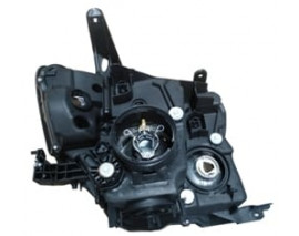 MITSUBISHI PAJERO- 07/16; FAR LAMBASI SOL ELEKTRİKLİ/MOTORLU/MERCEKLİ (FAMELLA)