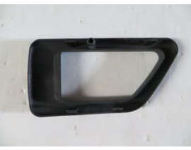 CITROEN BERLINGO- 96/03; ÖN KAPI İÇ AÇMA KOLU ÇERÇEVESİ SAĞ SİYAH