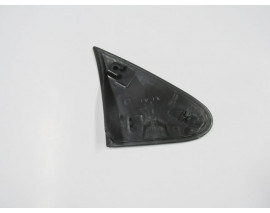 CITROEN BERLINGO- 08/18; KAPI AYNA MUSKASI SOL (ÇAMURLUK ÜST ÜÇGEN PLASTİĞİ)