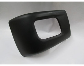 MITSUBISHI CANTER- FUSO- 13/23; ÖN TAMPON UCU SAĞ SİYAH (SİS DELİKLİ) (FPI)