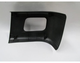 MITSUBISHI CANTER- FUSO- 13/23; ÖN TAMPON UCU SAĞ SİYAH (SİS DELİKLİ) (FPI)