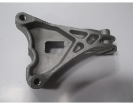 FIAT ALBEA- 05/13; ŞANZUMAN TAKOZU BAĞLANTI KULAĞI 1.3CC