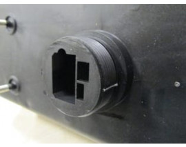 IVECO DAILY- 90/98; STOP LAMBASI SAĞ KIRMIZI/BEYAZ (SOKETİ ORJİNAL TİP DEĞİL) (FAMELLA)