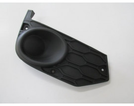 IVECO DAILY- 14/19; SİS LAMBA KAPAĞI SAĞ SİS DELİKSİZ (İTALYA)