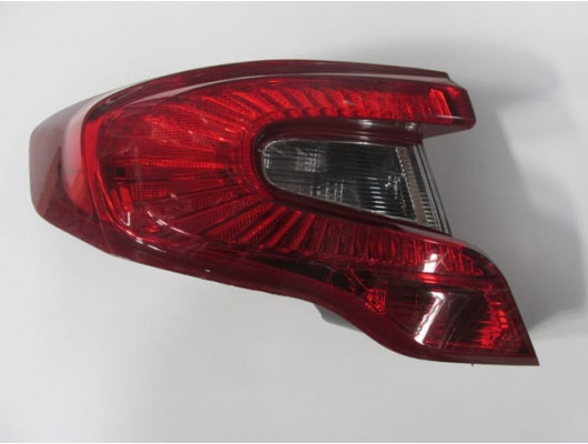 FIAT EGEA- SD- 15/20; DIŞ STOP LAMBASI SOL KIRMIZI/BEYAZ (MARS) (E MARKLI)