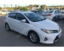 TOYOTA AURIS- 13/15; ARAÇ BİLGİLERİ VE RESİMLERİ